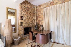 頂級複式房屋, 1 間臥室, 陽台, 海景 | 起居區 | 32-吋平面電視、衛星頻道、電視