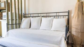 Grand Duplex, 1 Bedroom, Balcony, Sea View | Individually decorated, soundproofing, free WiFi