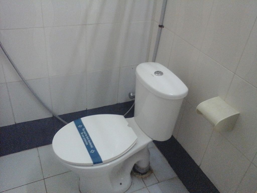 shower, free toiletries, hair dryer, bathrobes