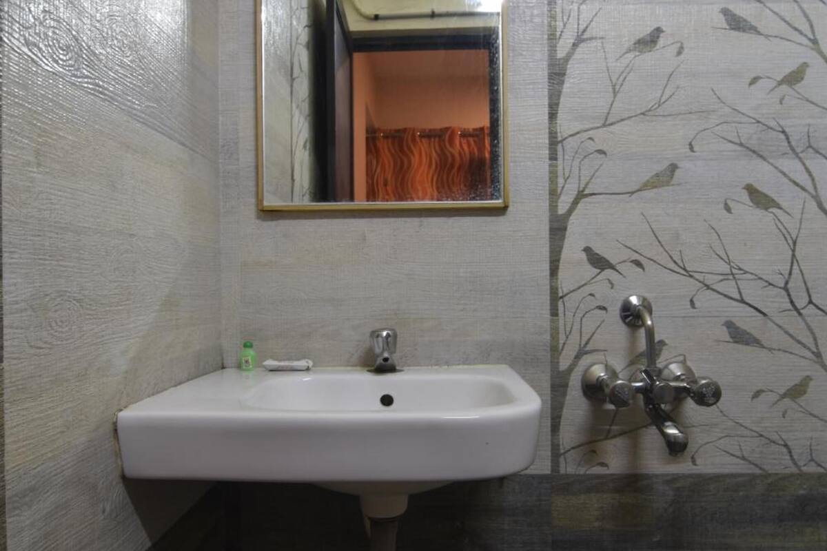 shower, free toiletries, hair dryer, bathrobes