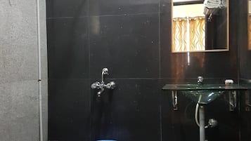 Shower, free toiletries, hair dryer, bathrobes