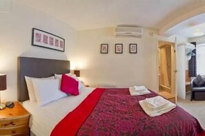 Free WiFi, bed sheets - Green Haven Guest House (Stratford-upon-Avon)
