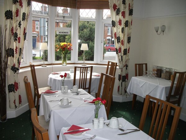 Restaurant - Green Haven Guest House (Stratford-upon-Avon)
