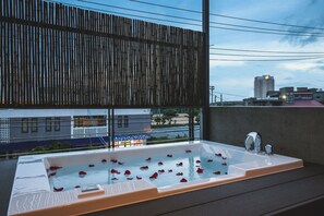 City view - Amuse Villa KONFORTA (Chatan)
