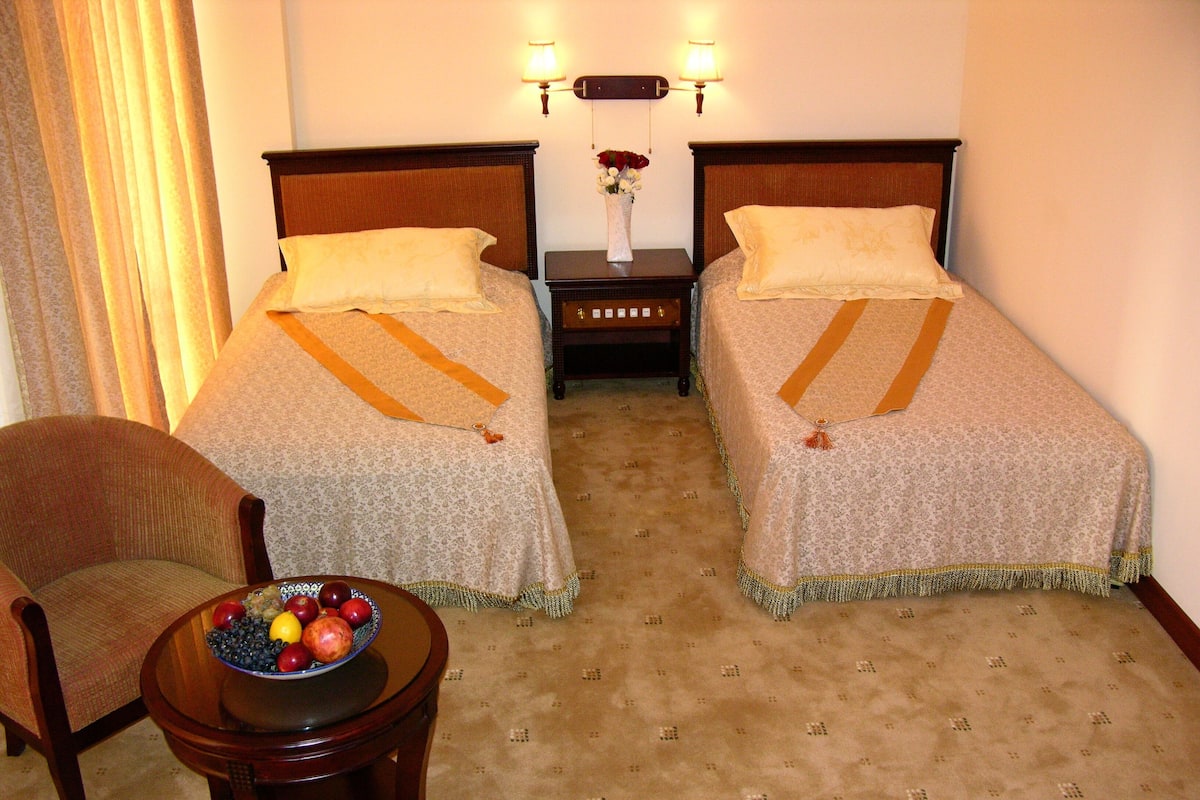 In-room safe, desk, laptop workspace, soundproofing