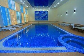 Piscine couverte