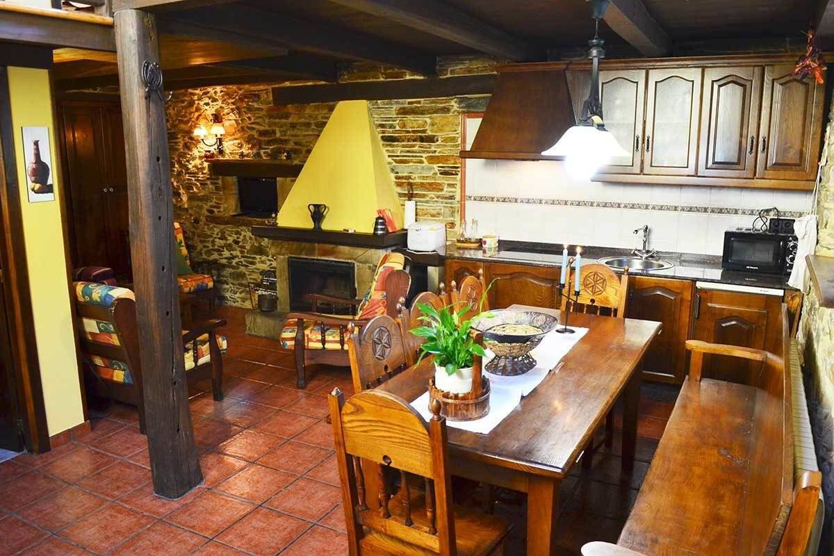House, 3 Bedrooms (La Calella) | Private kitchen | Coffee/tea maker, full-sized fridge, microwave, stovetop
