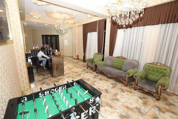 Sala de estar en el lobby