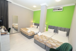 Elite Quadruple Room - İstanbul Gold Hotel Baku (Baku)