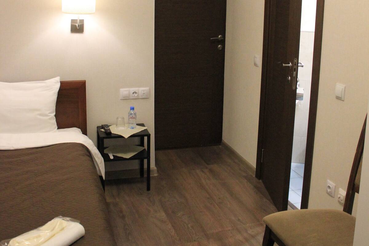 1 bedroom, premium bedding, individually decorated, blackout curtains