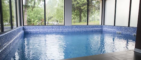 Indoor pool, outdoor pool, pool loungers