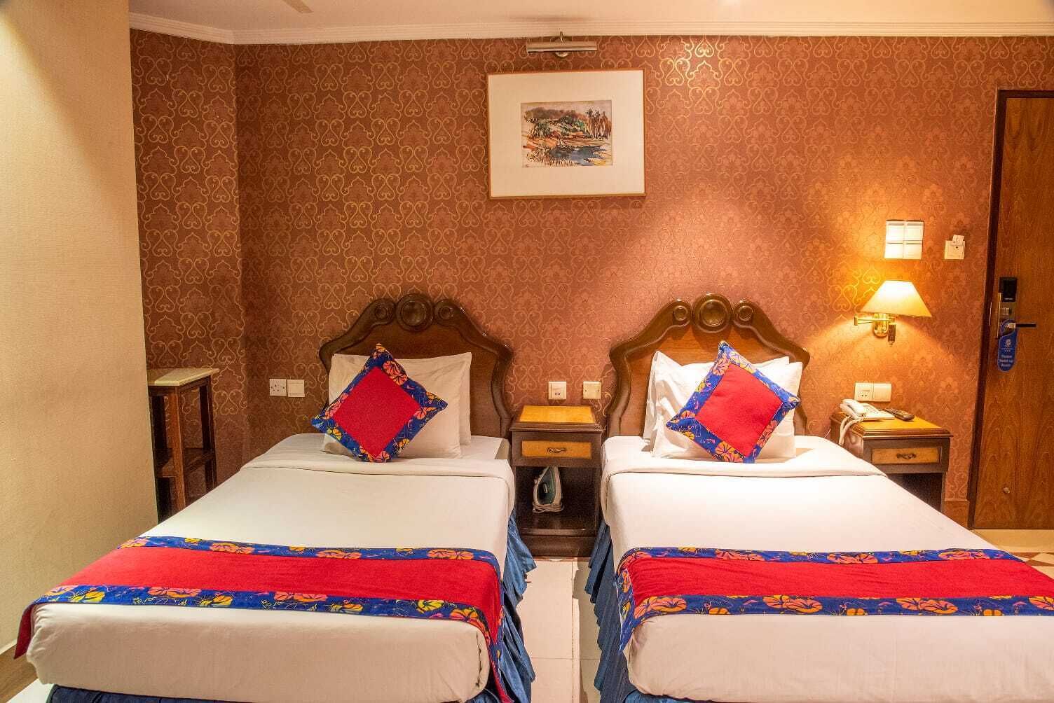 deluxe twin room | in-room safe, laptop workspace, blackout curtains, soundproofing