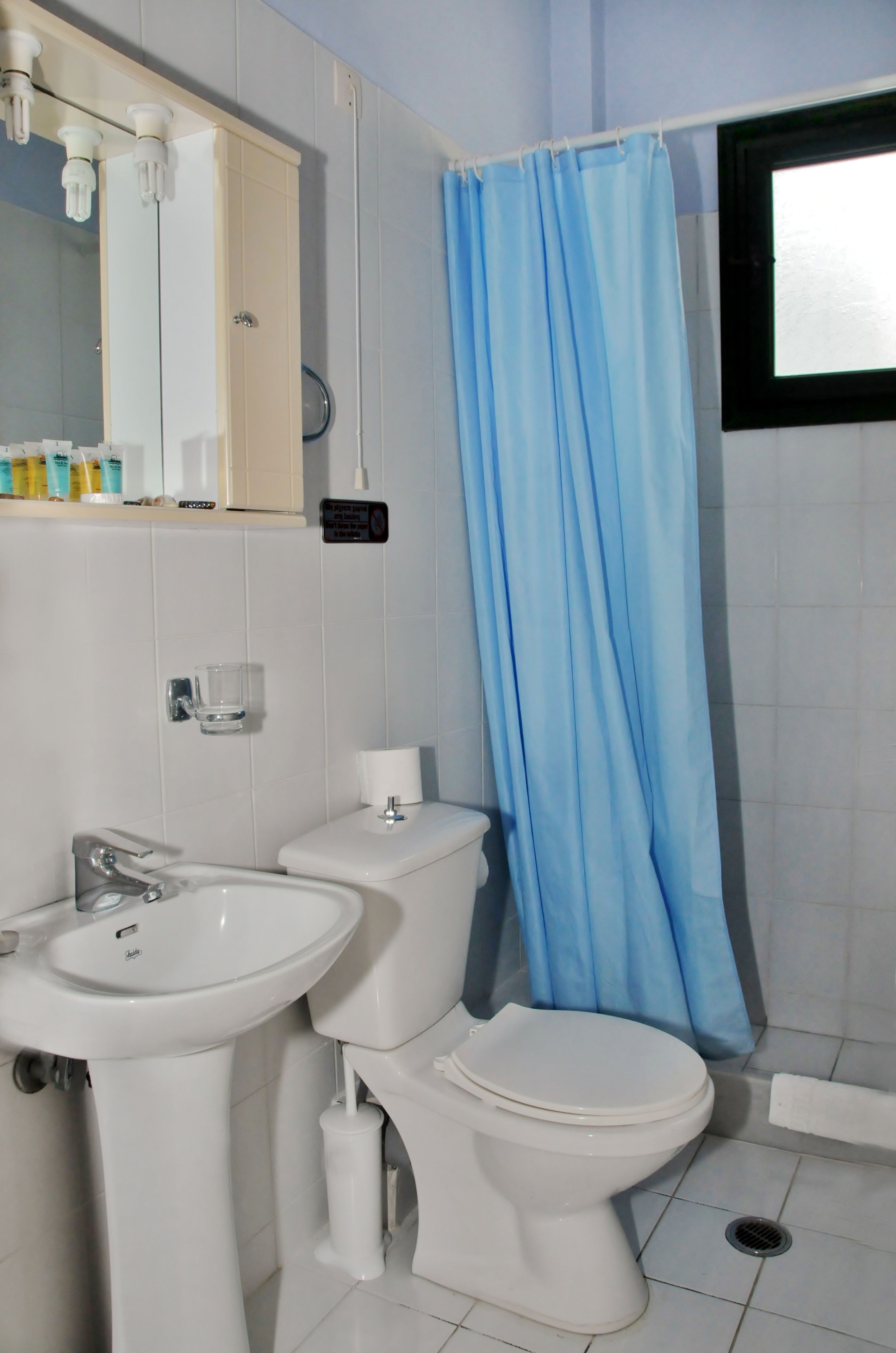 Buồng tắm vòi sen