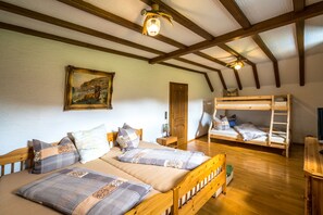 Traditional Townhome (incl. final cleaning fee 125 EUR) | Interior - Ferienhaus Stift Ennenbach (Ruppichteroth)