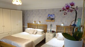 Family Room - Alannah House (Berwick-upon-Tweed)