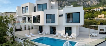 The house of Makarska - Villa LeDjaDe