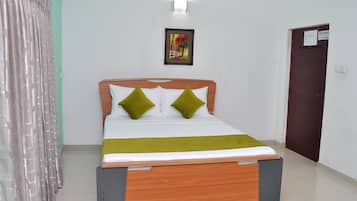 Habitación Deluxe doble, 1 cama doble | Sistema de insonorización y wifi gratis