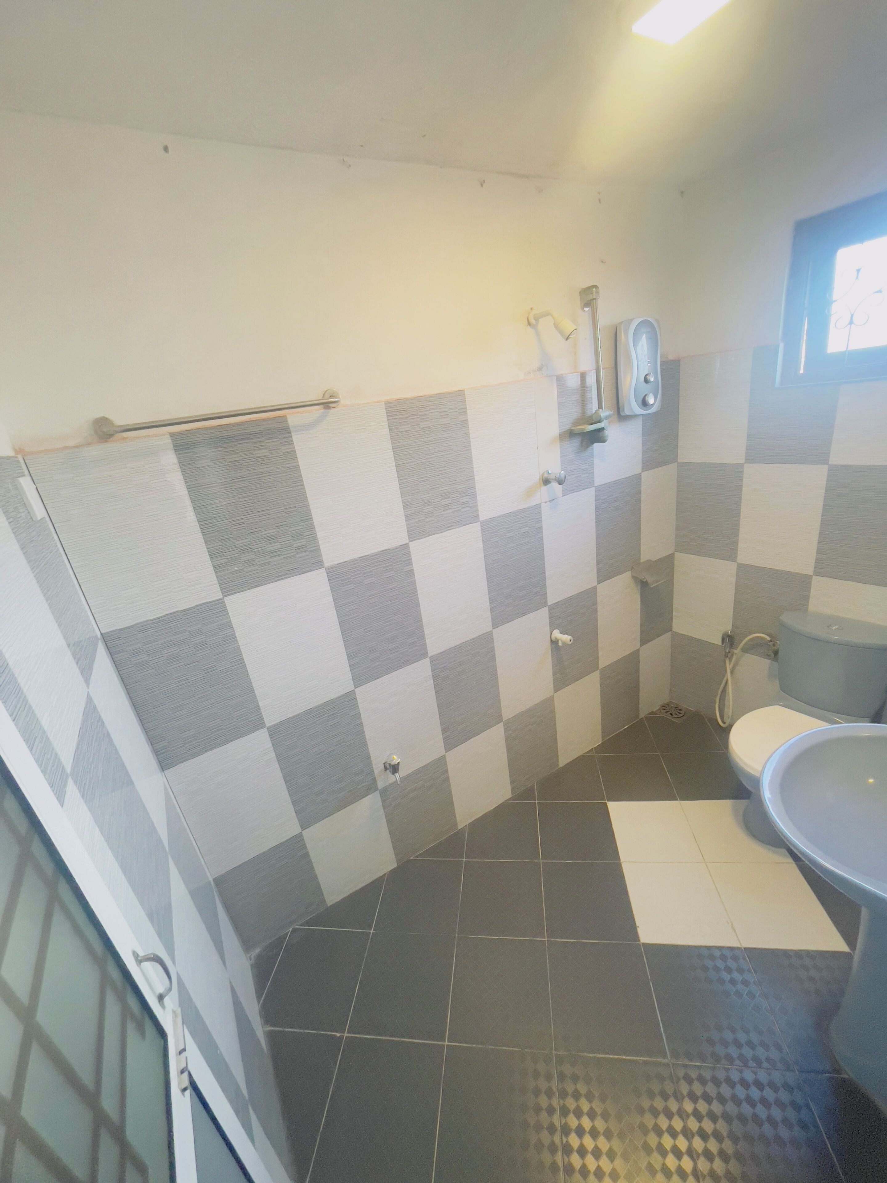 Photo - Chrish Residence