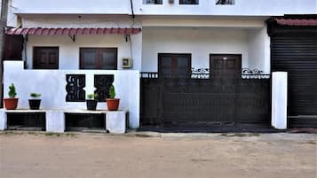 Fachada del alojamiento