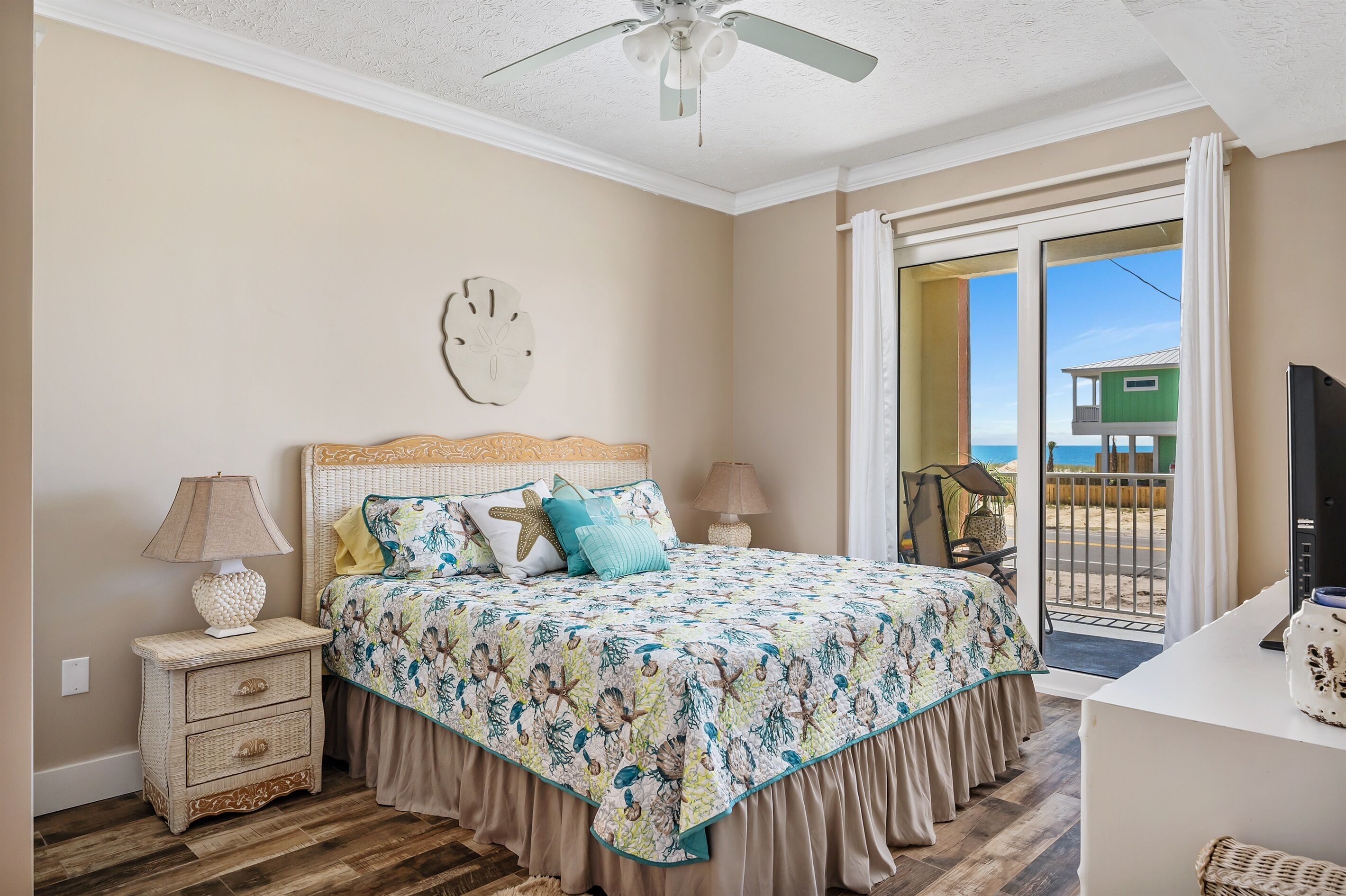 2 bedrooms, iron/ironing board, travel crib, WiFi