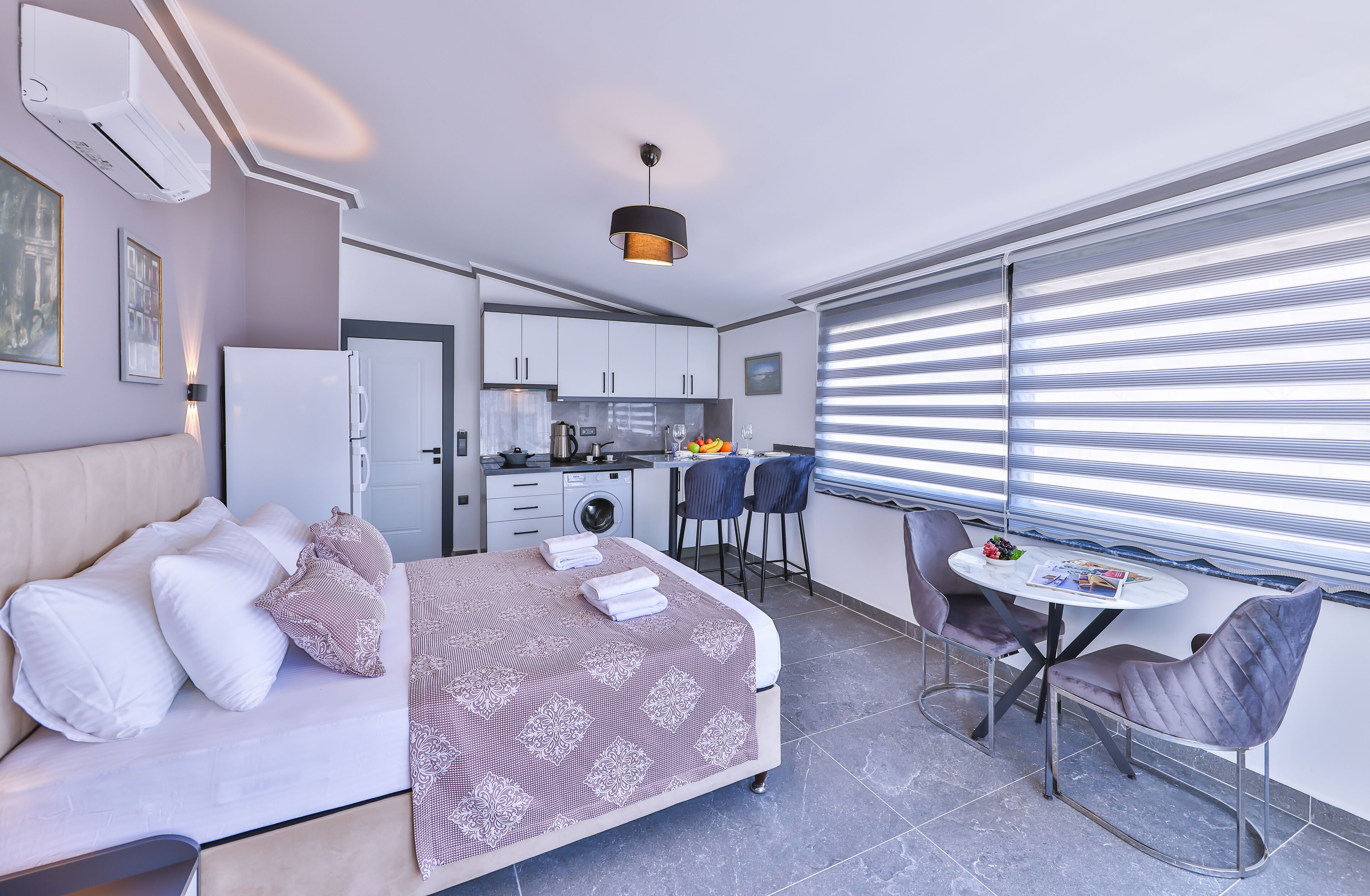 studio, 1 double bed, sea view | in-room safe, soundproofing, iron/ironing board, free wifi