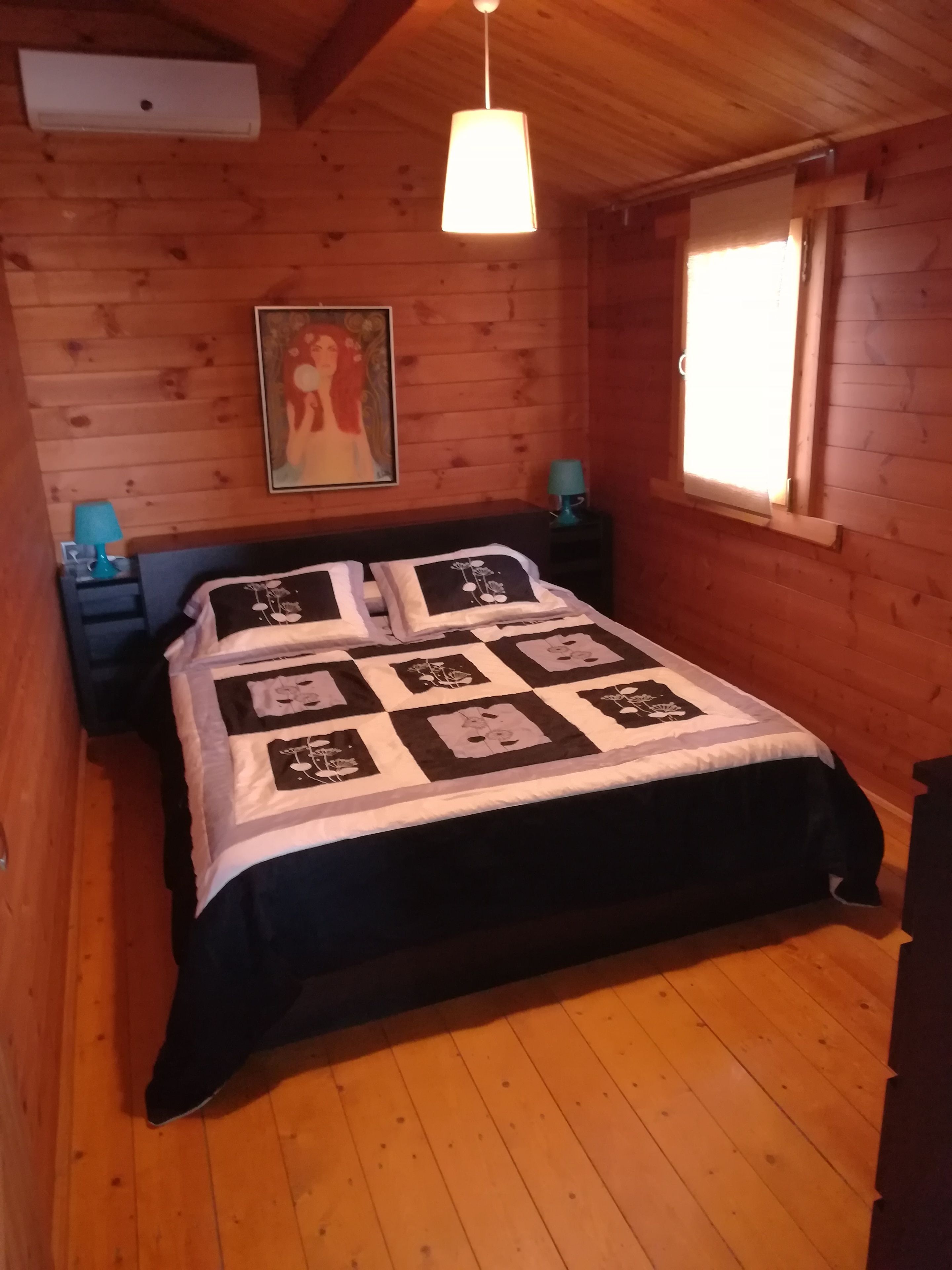 Bungalow, 1 Bedroom | Blackout drapes, free cribs/infant beds, free WiFi, bed sheets