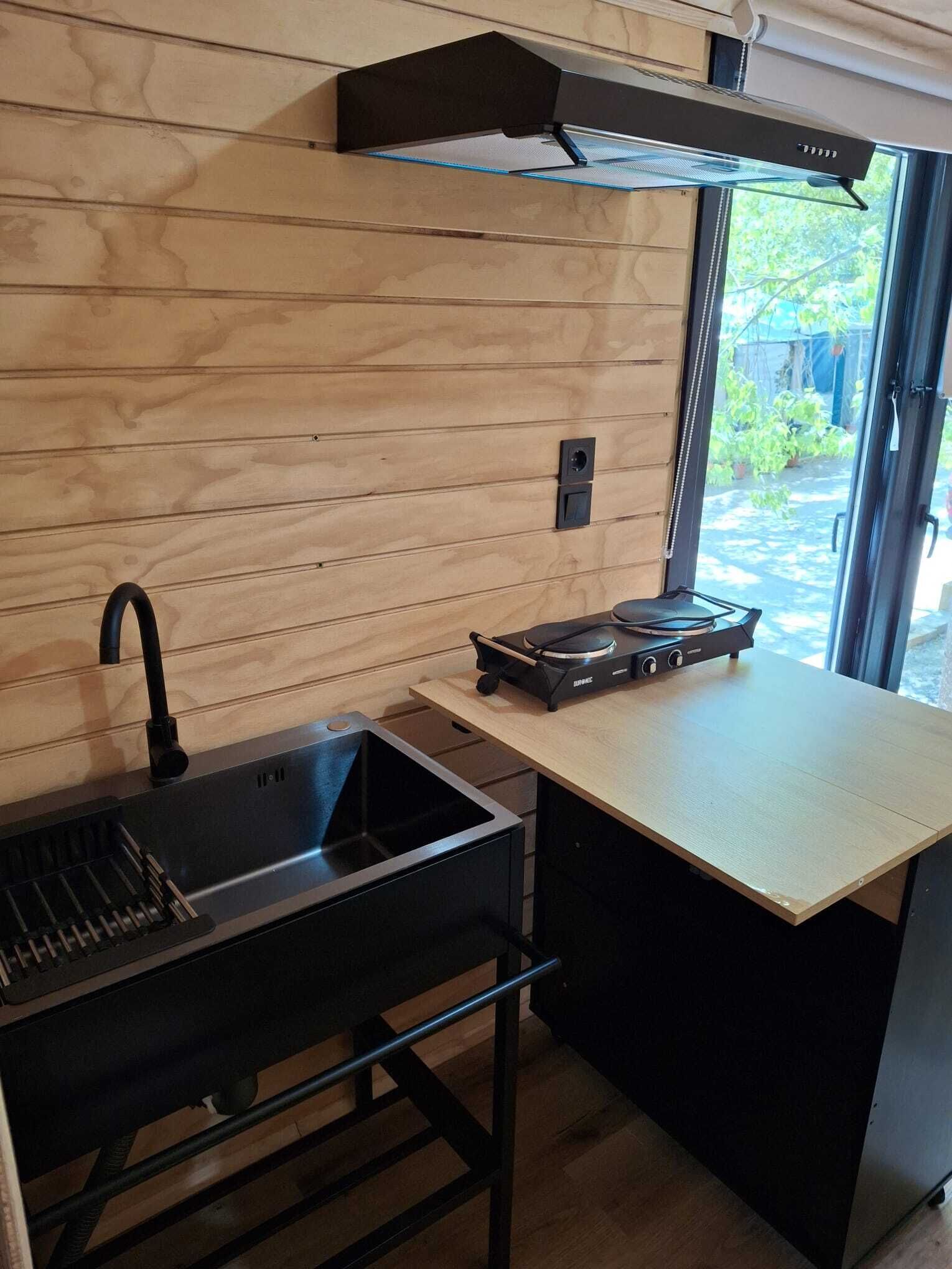 Exklusivt loft | Eget kök | Kylskåp, mikrovågsugn, spishäll och kaffe- och tebryggare