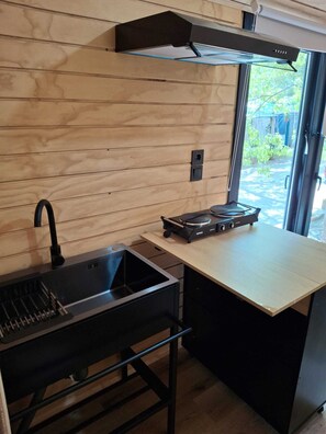 Exclusive Loft | Private kitchen | Fridge, microwave, stovetop, coffee/tea maker - Bungalows Camping Medina Sidonia (Medina-Sidonia)
