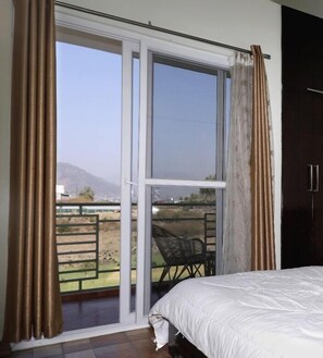 特色装修、特色家居、笔记本电脑工作区、折叠床/加床(额外收费)