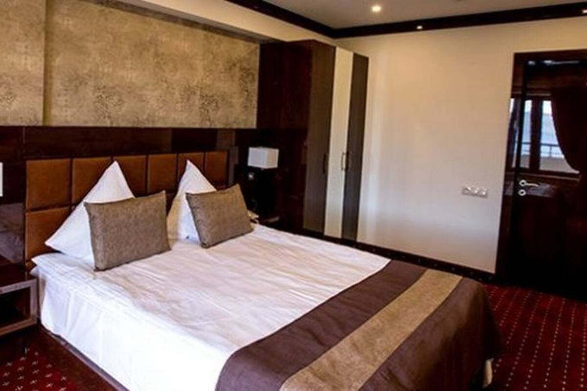 In-room safe, blackout curtains, iron/ironing board, free WiFi