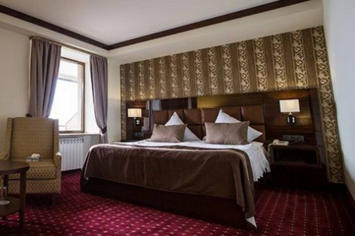 In-room safe, blackout curtains, iron/ironing board, free WiFi