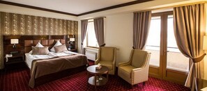 In-room safe, blackout curtains, iron/ironing board, free WiFi