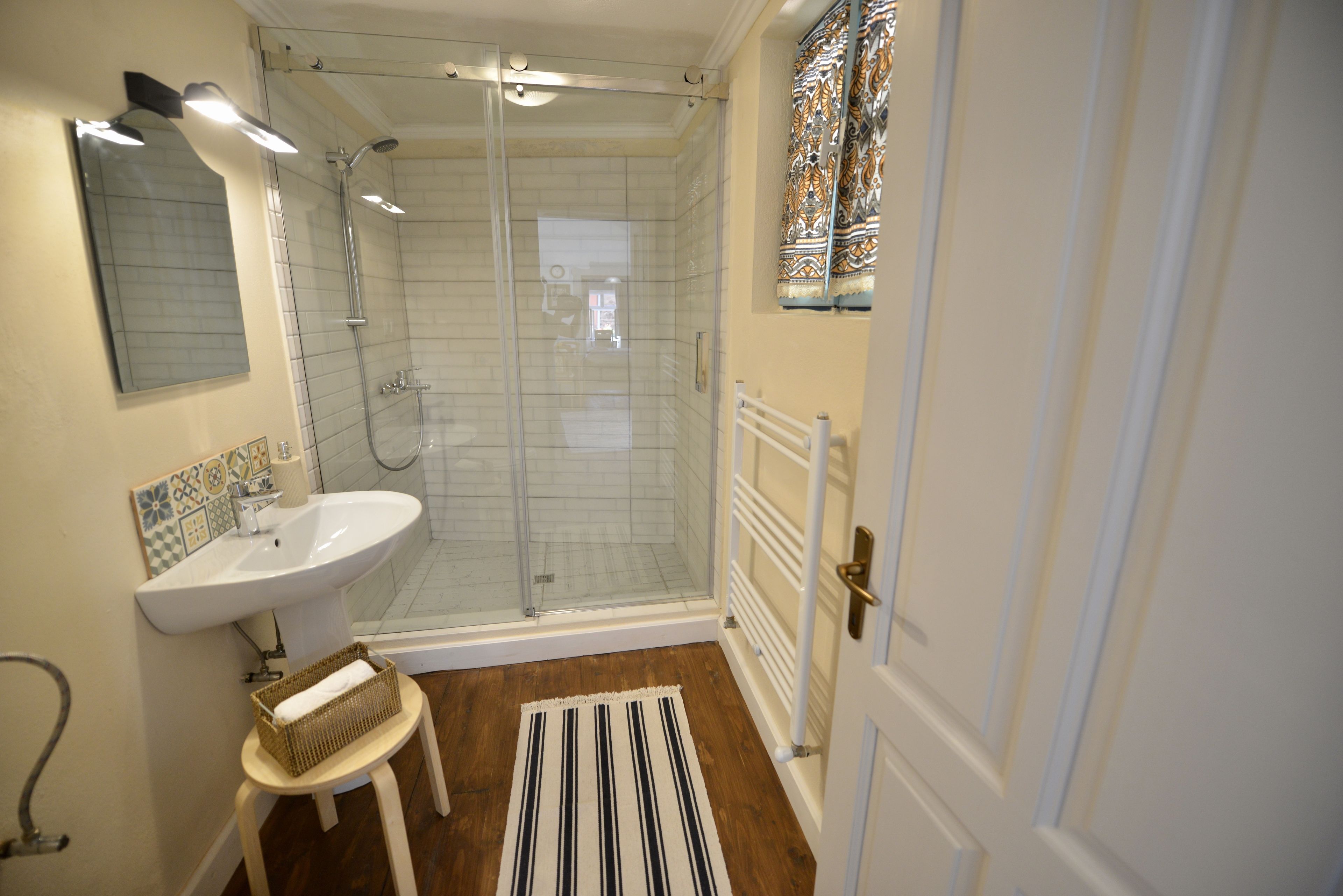 Comfort Room, 2 Twin Beds | Bathroom | Shower, free toiletries, hair dryer, towels