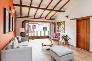 로비 좌석 공간