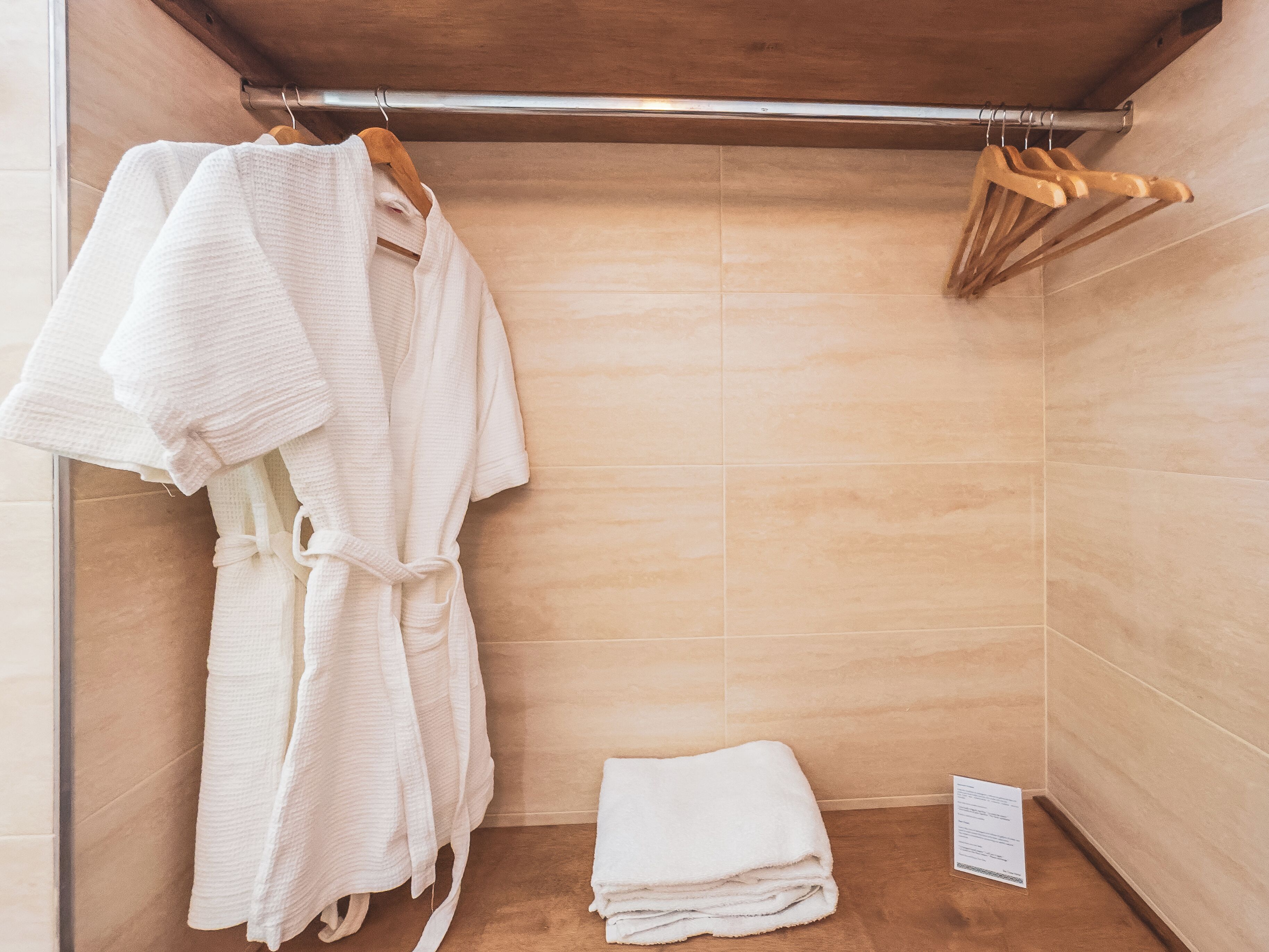 Dobbeltrom – superior, 1 queensize-seng | Bad | Hårføner, håndklær, såpe og sjampo