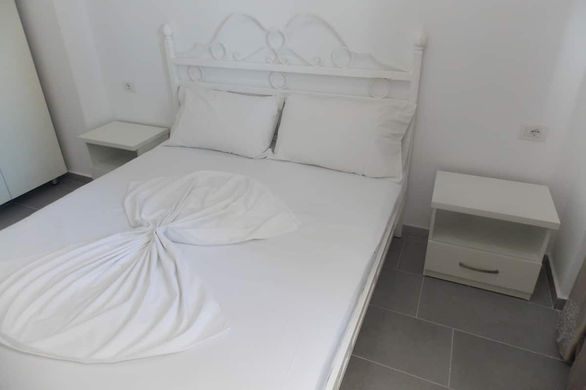 Apartment, Balcony, Partial Sea View | Soundproofing, free WiFi