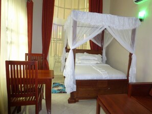 In-room safe, blackout drapes, soundproofing, iron/ironing board - Asmasi Hotels (Arusha)
