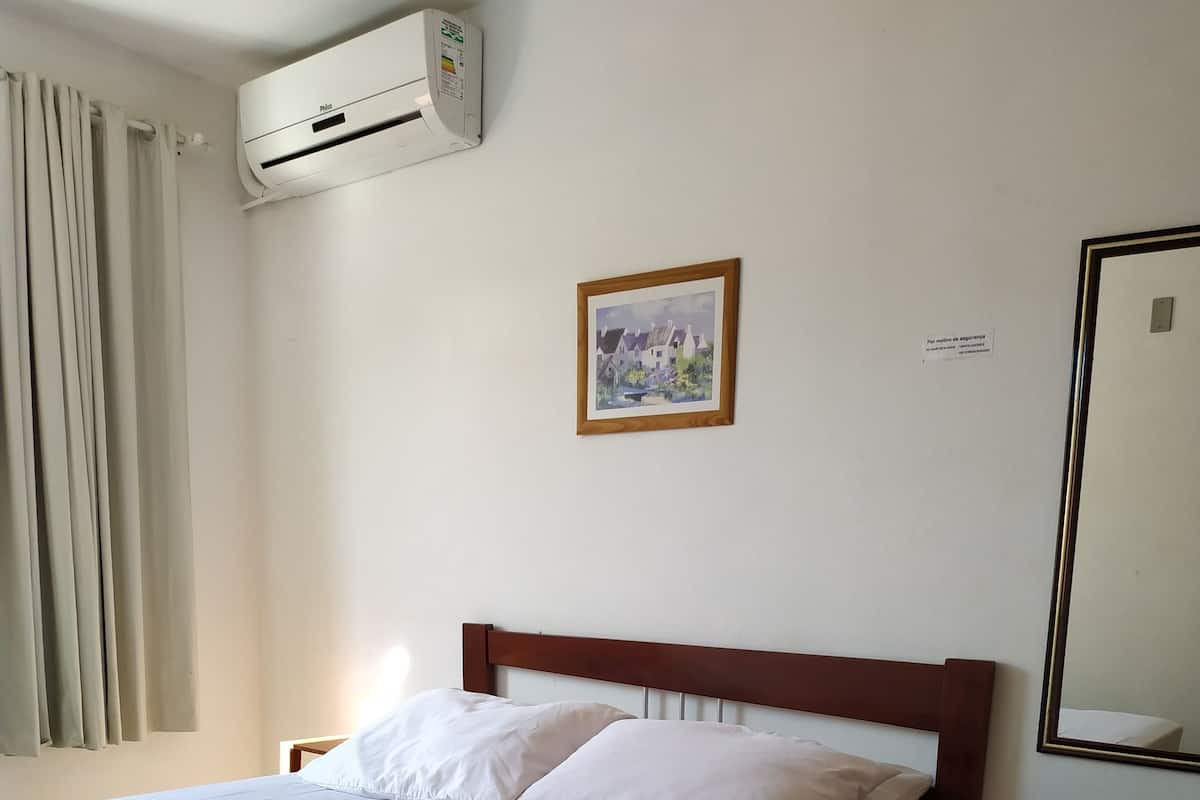 Decoración personalizada, muebles diferentes y wifi gratis