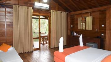 2 chambres, minibar, ameublement personnalisé, fer et planche à repasser