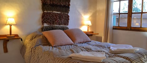 Chalet rustique classique | Bureau, accĂšs au Wi-Fi (inclus), literie fournie