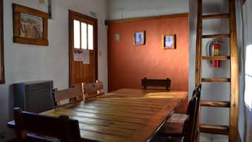 Classic Cabin | In-room dining