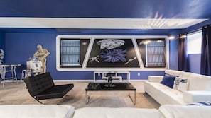 Premium House, 5 Bedrooms, Private Pool (1781SP) | Living room | Flat-screen TV, video-game console