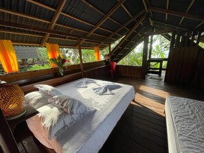 Bed sheets - Hotel La Kuka (Nuquí)