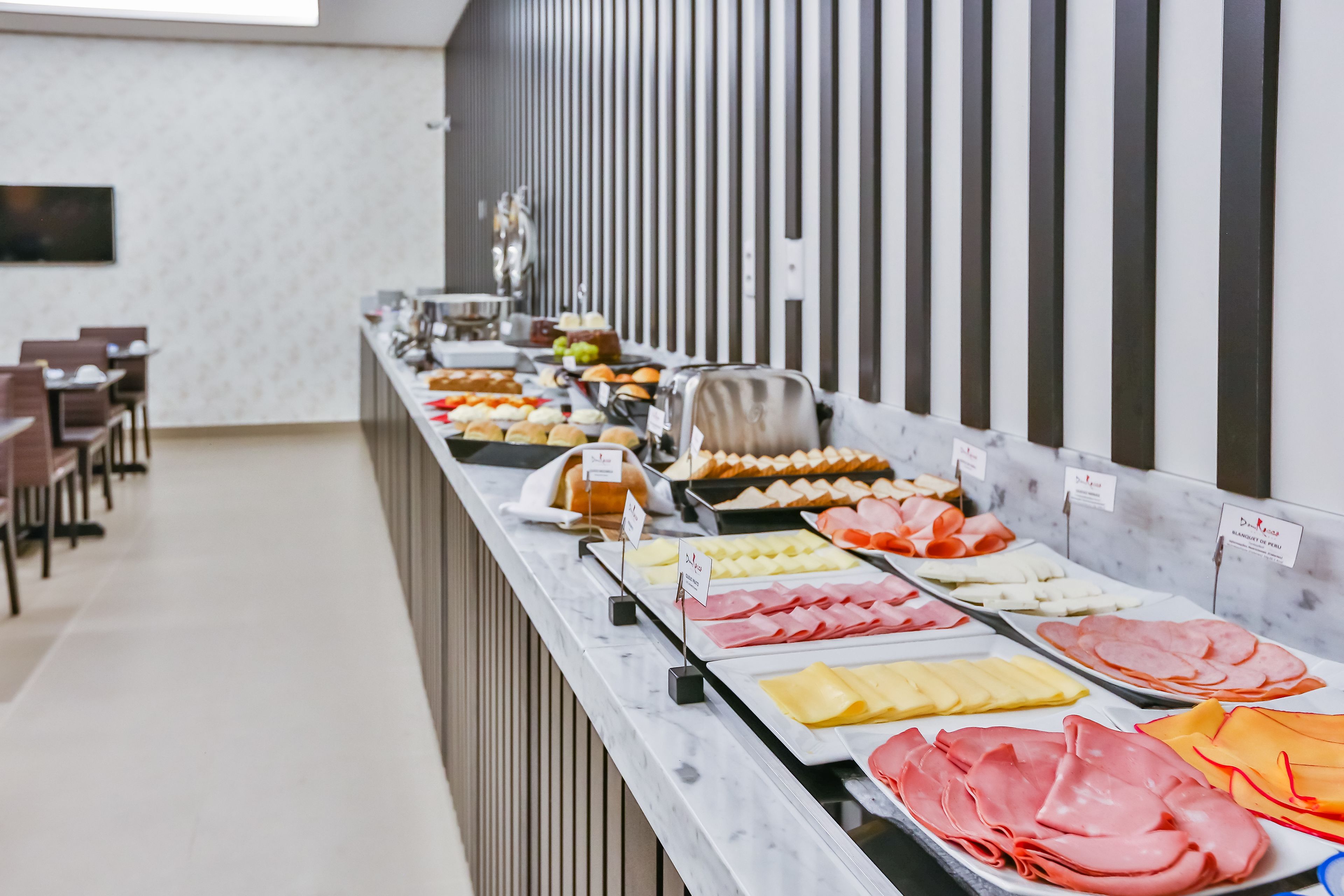 daily buffet breakfast (brl 88.00 per person)