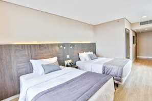 Minibar, in-room safe, desk, soundproofing - Transamerica Collection Goiânia (Goiania)