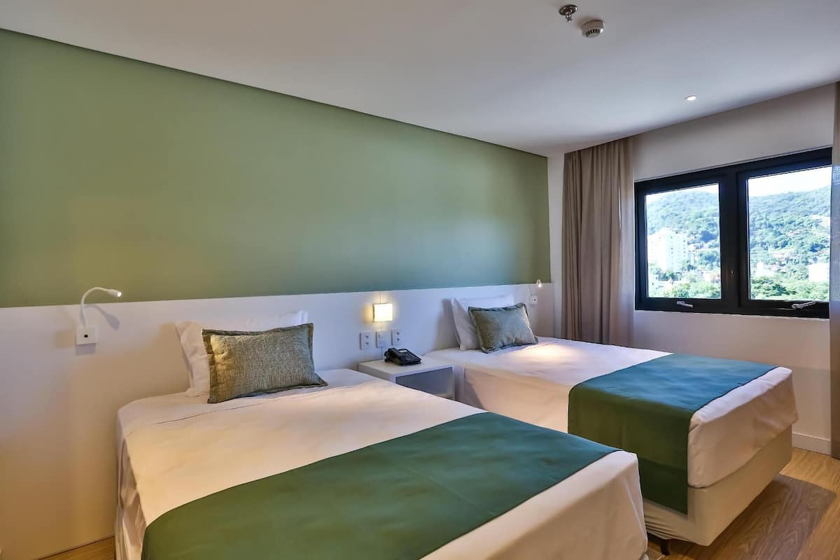 1 bedroom, minibar, in-room safe, blackout curtains
