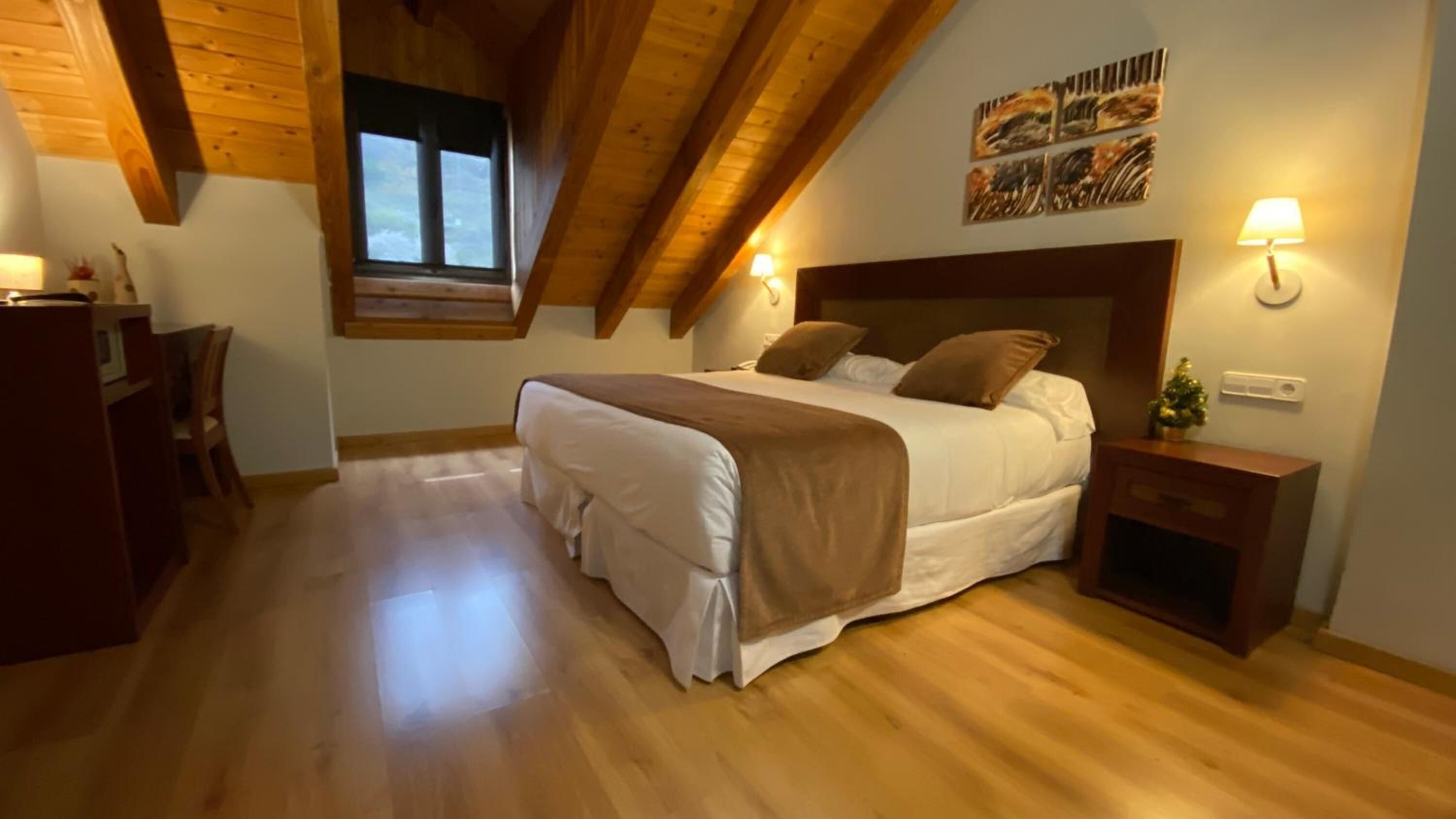 Coffres-forts dans les chambres, rideaux occultants