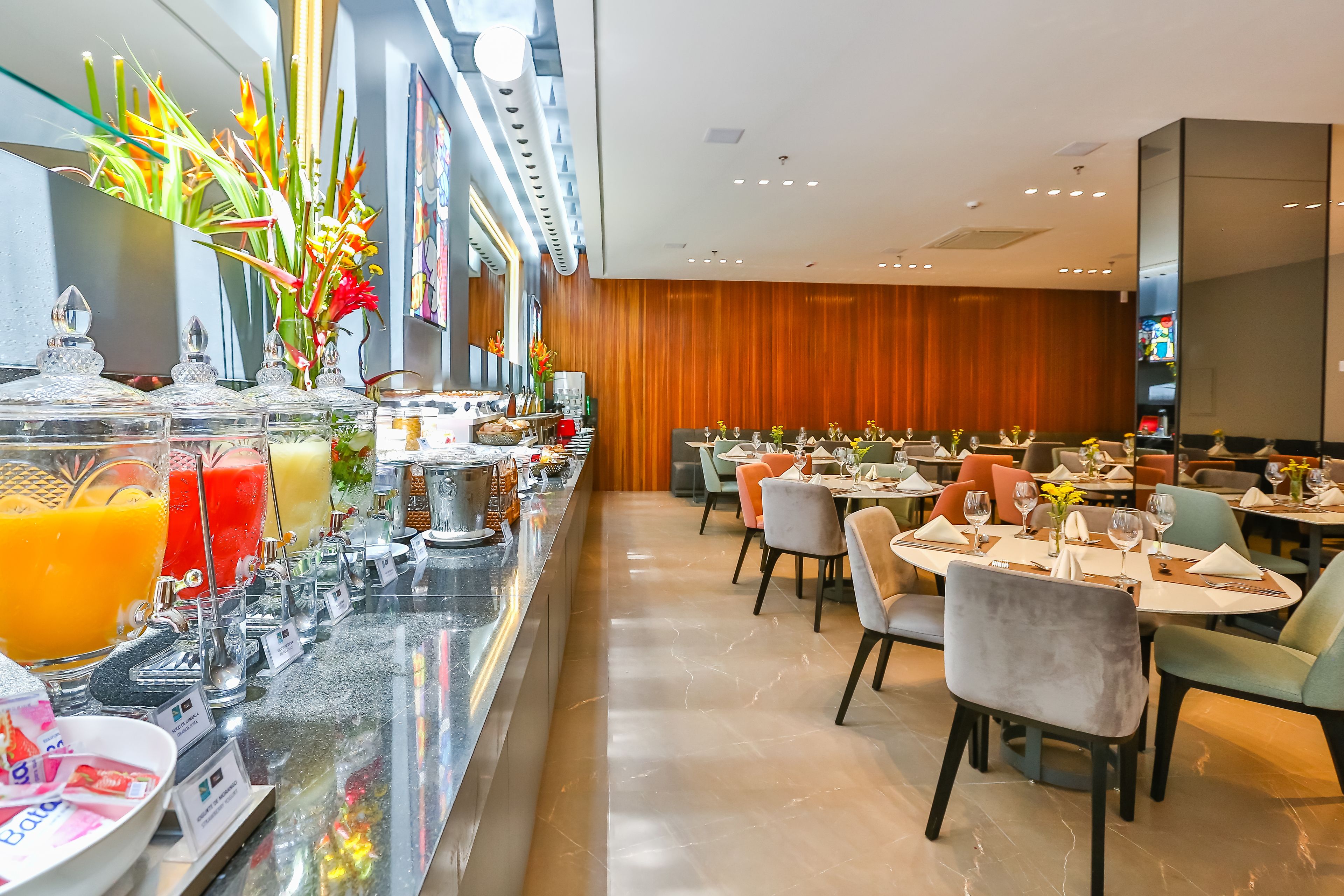 Desayuno bufé gratuito y diario