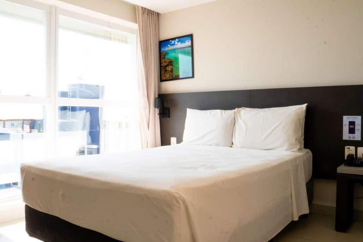 Deluxe Double Room, 1 Double Bed with Sofa bed | Minibar, in-room safe, laptop workspace, blackout drapes