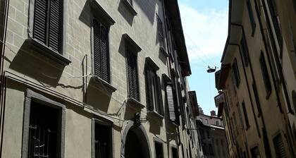 Bergamo: House with character